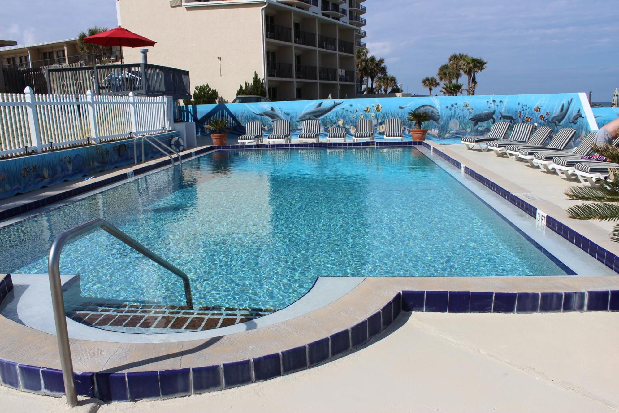 Shoreline Suites & Cabana Cottages - Beachfront Daytona Beach Exterior foto