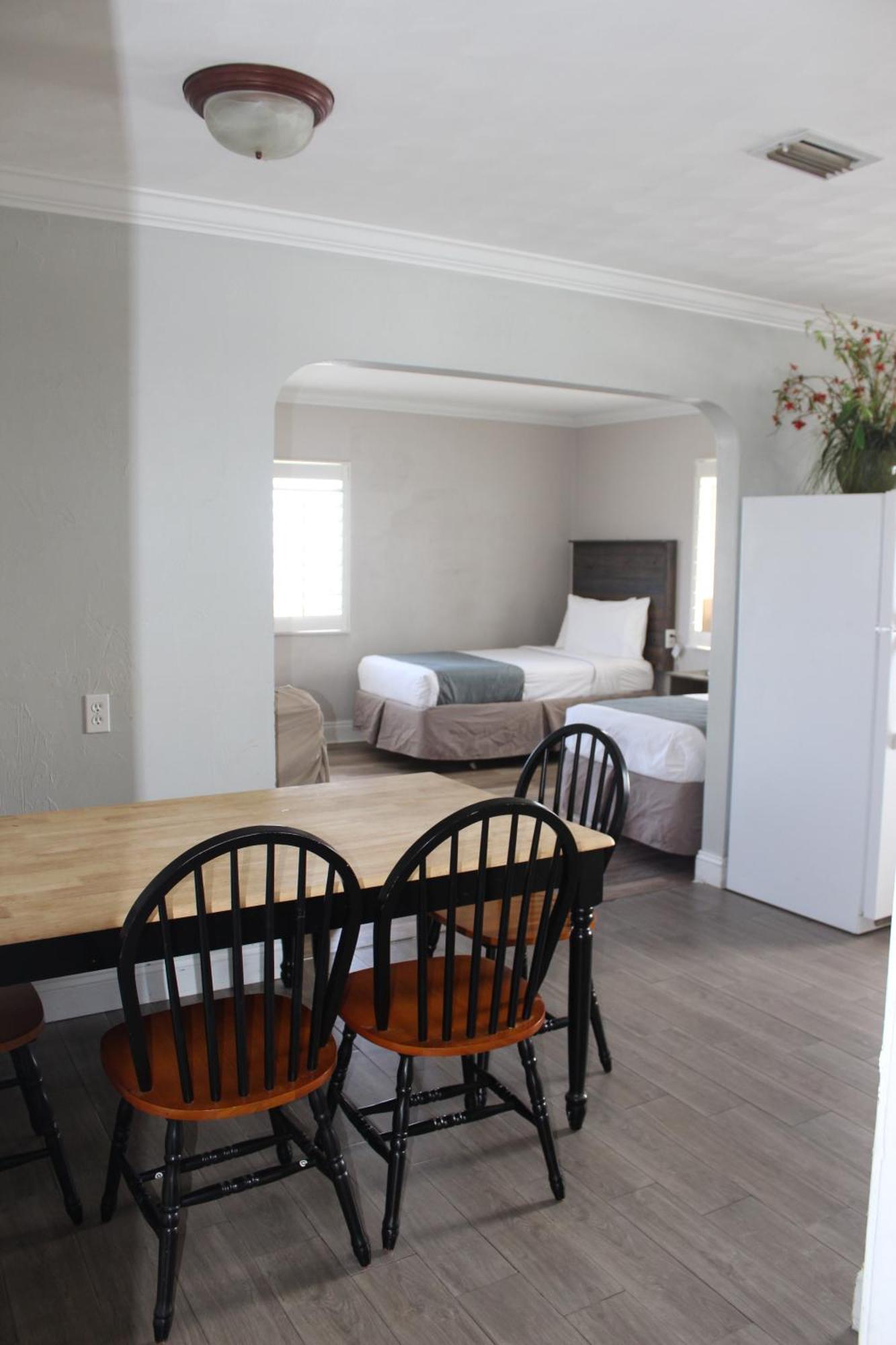 Shoreline Suites & Cabana Cottages - Beachfront Daytona Beach Cameră foto